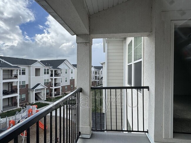 Building Photo - 511 N 310 W