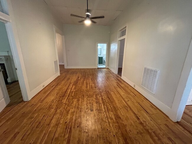 Building Photo - 4/3 House in North Rome- $1,550