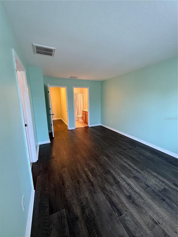 Building Photo - 5032 White Sanderling Ct