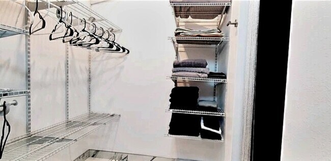 Building Photo - 474 S Calle Encilia