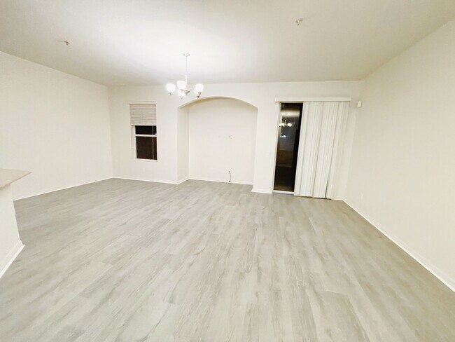 Building Photo - Great 3bed/2.5bath Rental Opportunity in T...