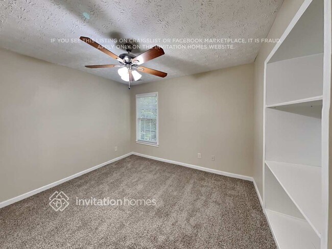 Building Photo - 9008 Mallory Ln