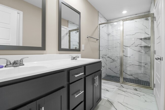 Building Photo - 845 Macon Ln