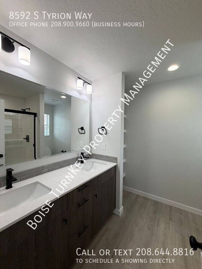 Building Photo - 8592 S Tyrion Wy