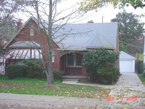Building Photo - Curtis Park area 3 bedroom