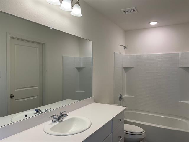 Building Photo - 1911 Chapel Hl Rd