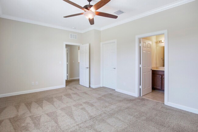 Building Photo - 12101 SW Aventino Dr