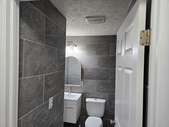 Building Photo - 5785 Tibet Dr