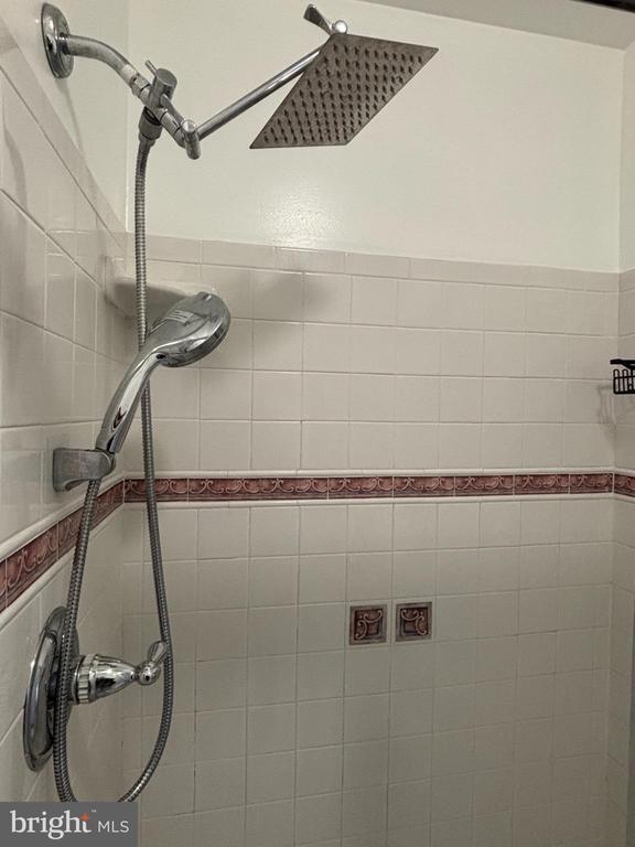 Building Photo - 2718 Hunters Gate Terrace