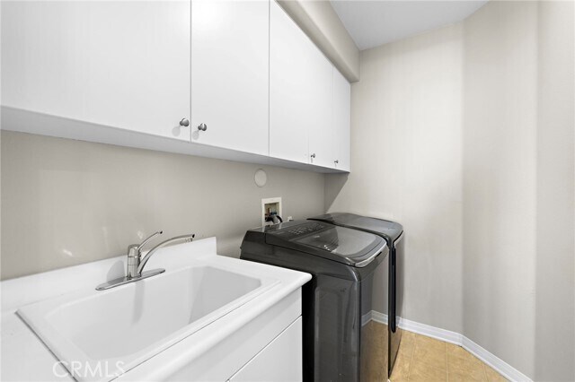 Building Photo - 6981 Shoreline Dr