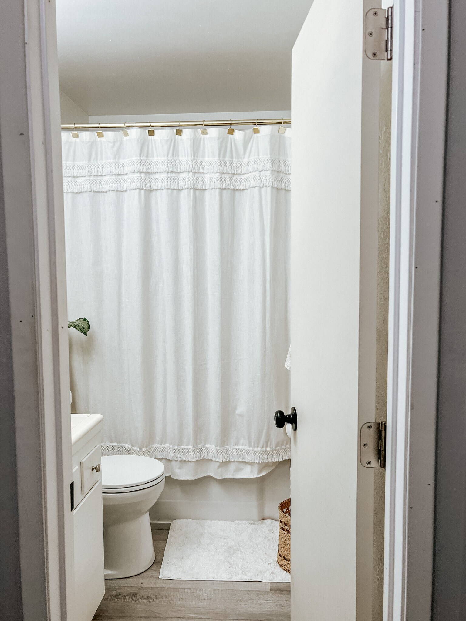 Bathroom - 805 Minnewawa Ave