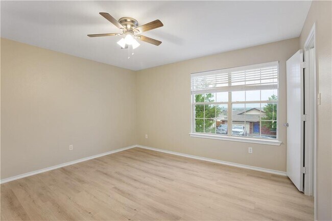 Building Photo - 299 Brandons Way