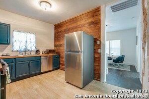 Building Photo - 530 Pruitt Ave