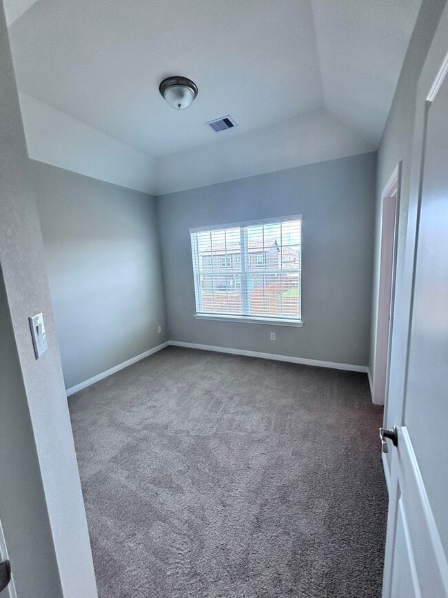 Building Photo - 14305 Port Jackson Dr