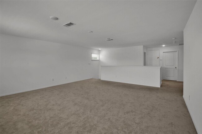 Building Photo - 234 Pine cavern dr