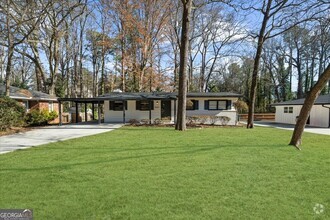 Building Photo - 3649 Vanet Rd