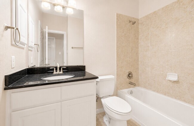 Building Photo - 7 Umbria Ln