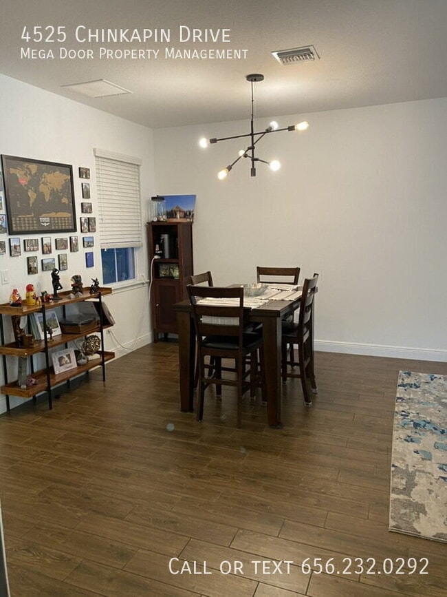 Building Photo - 4525 Chinkapin Dr