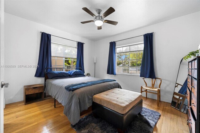 Building Photo - 555 NE 73rd St