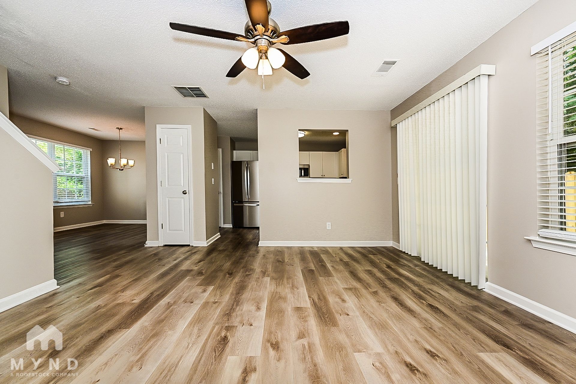 Building Photo - 1666 Hallmark Hills Dr