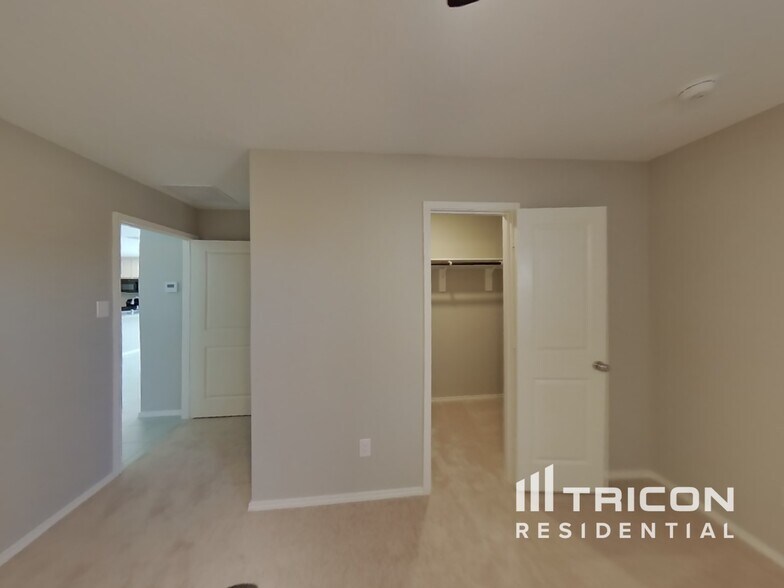 Building Photo - 1708 Clairborne Ct