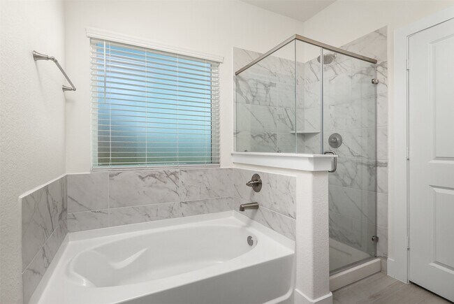 Building Photo - 2108 Eagle Nook Dr