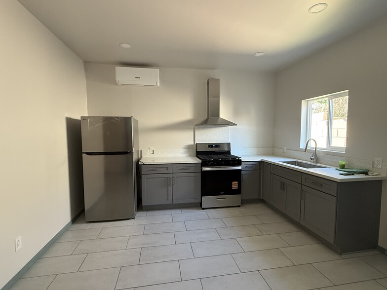 Building Photo - 48609 Camino Maya