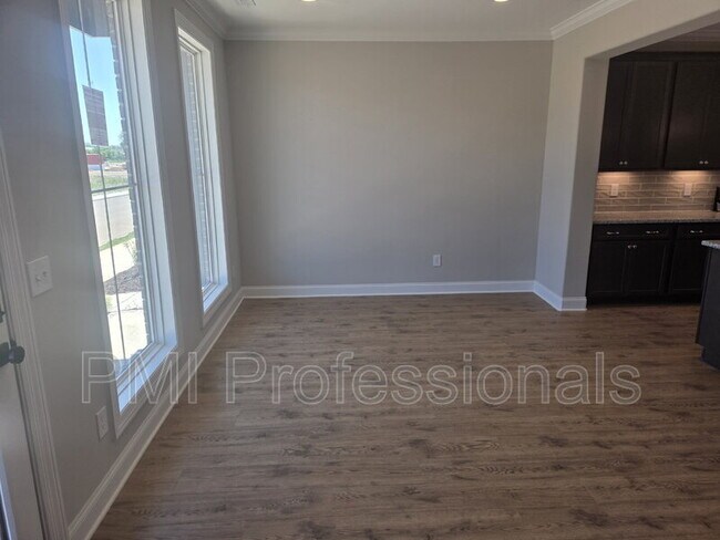 Building Photo - 1337 Rebecca Johns Dr