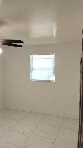 Building Photo - 2523 NW 175th Ter