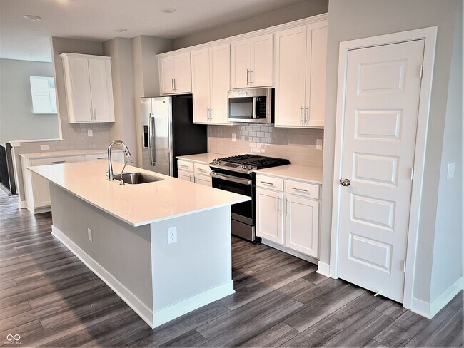 Building Photo - 13765 Tender Dr