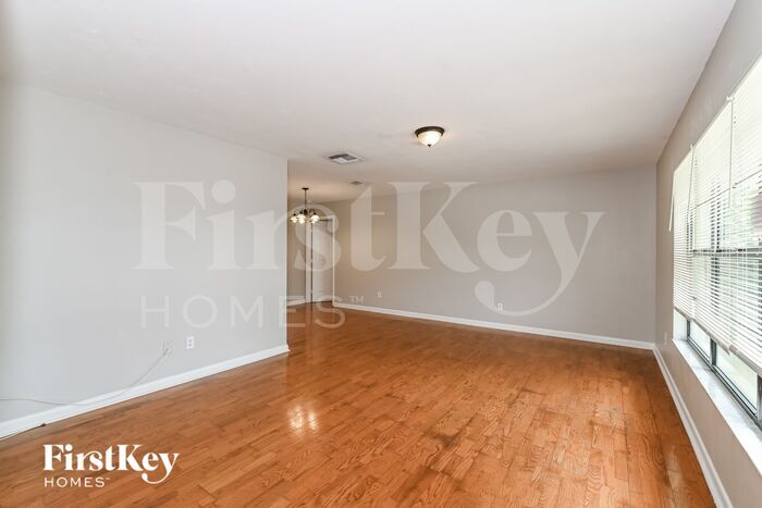 Building Photo - 282 Ground Dove Cir