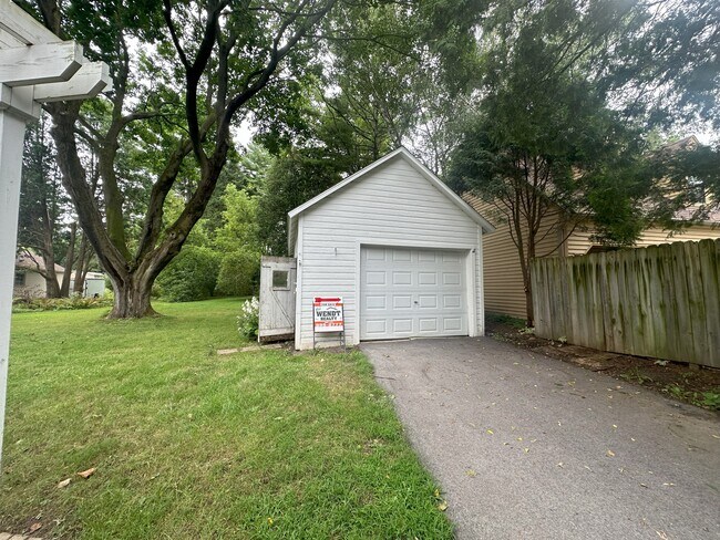 Building Photo - W63N765 Sheboygan Rd