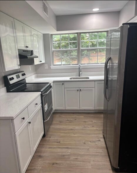 Primary Photo - 2799 Bordeaux Pl