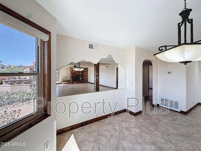 Building Photo - 15545 E Mustang Dr