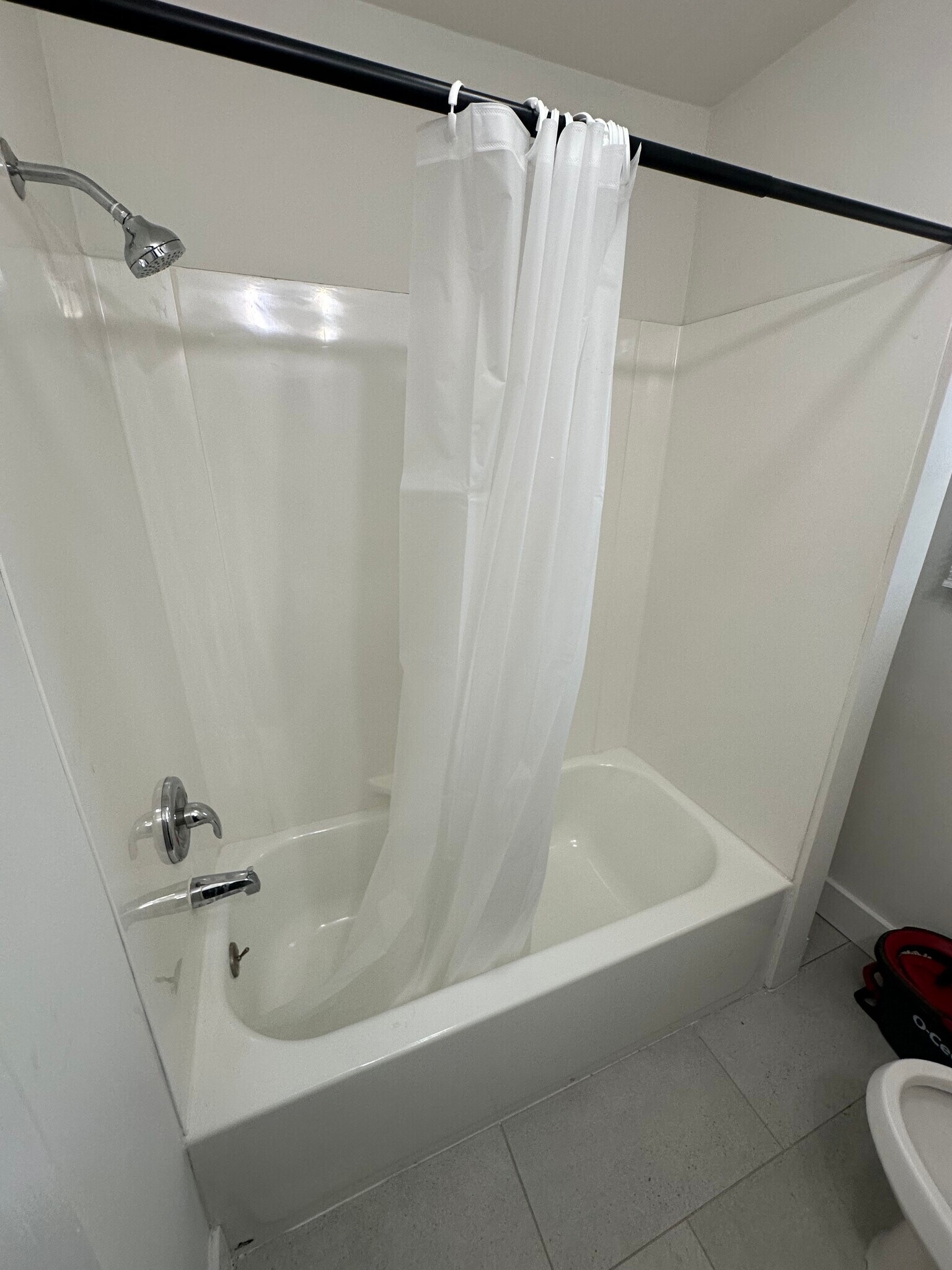 Building Photo - 164 Hanover St