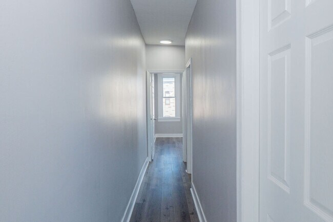 Building Photo - 1237 Carroll St