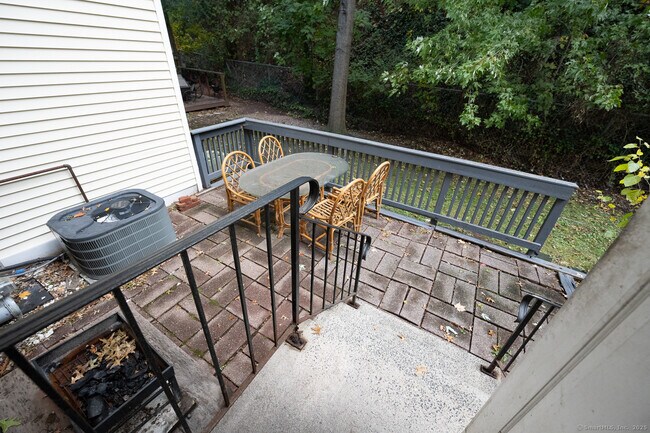 Building Photo - 346 Forbes Ave