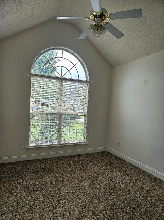 Building Photo - 116 Gailey Ct
