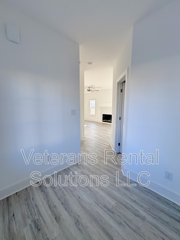 Building Photo - 131 Bourbon St