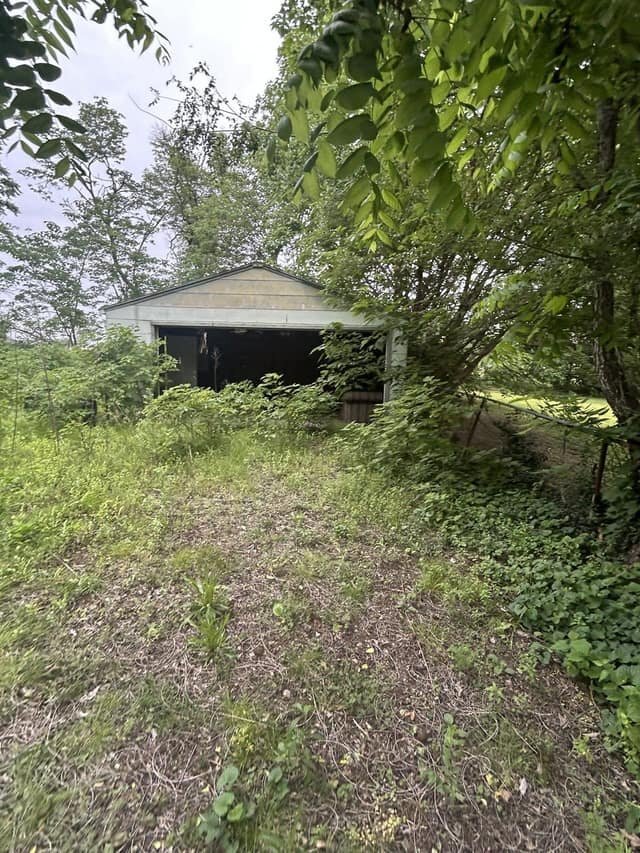 Building Photo - 17 Cahokia St