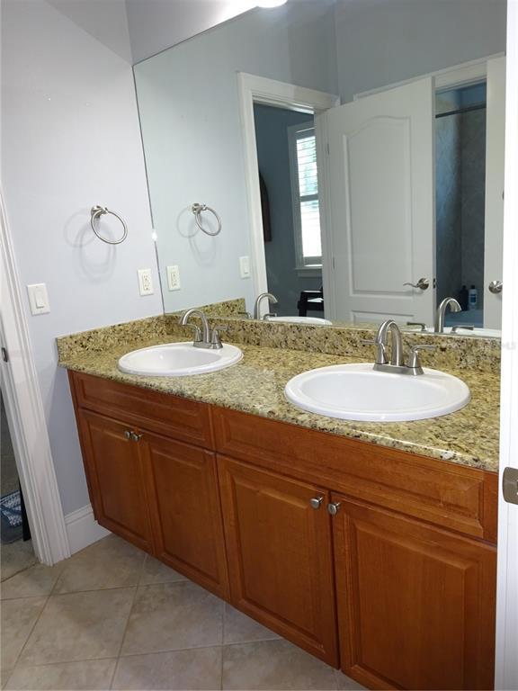 Building Photo - 4003 Southernwood Ct