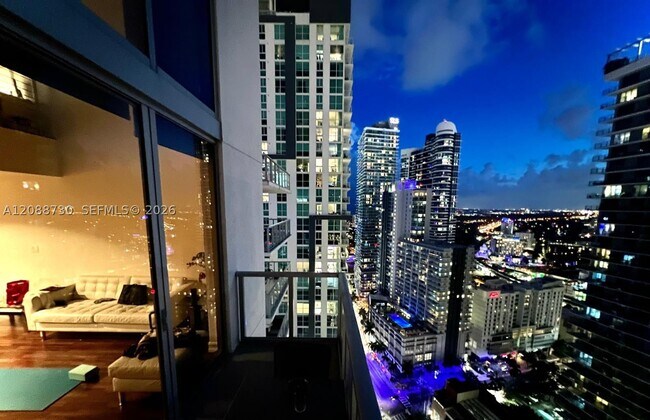 Building Photo - 1050 Brickell Ave