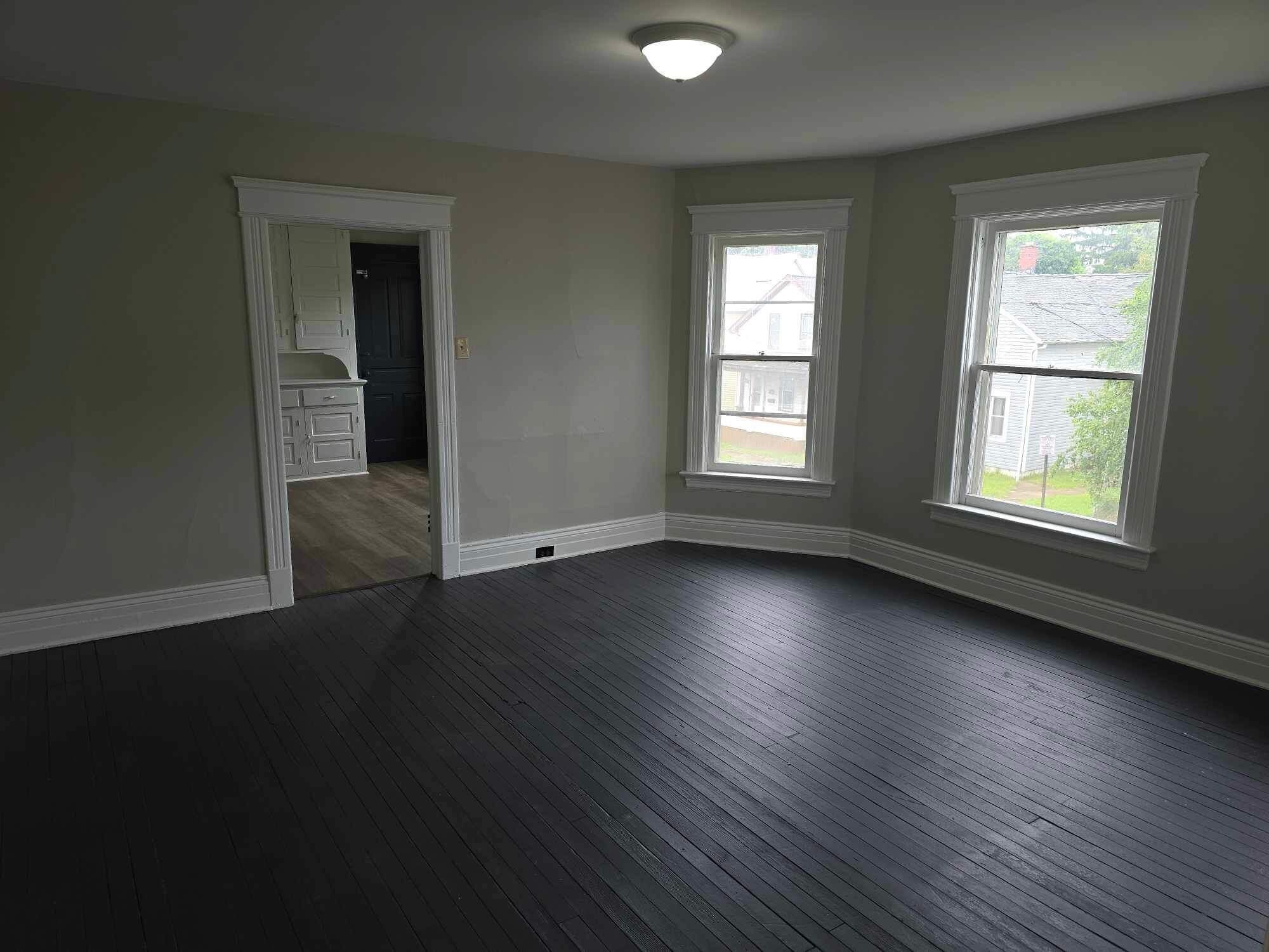 Building Photo - 336 W 29th St