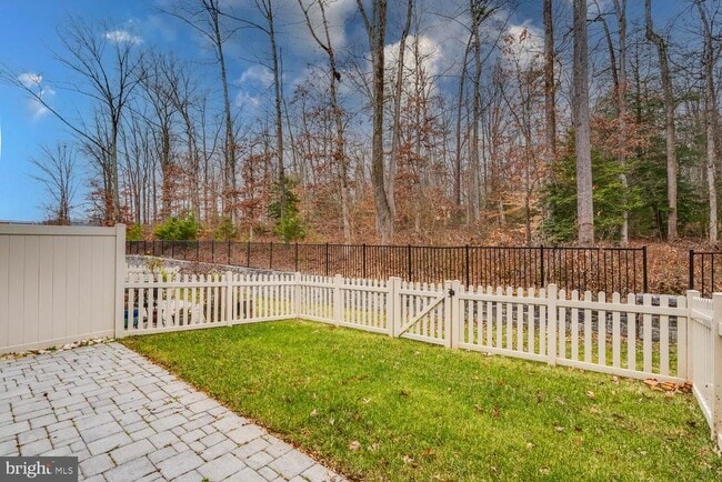 Building Photo - 7770 Belvale Dr