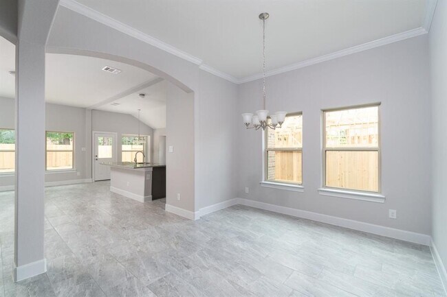 Building Photo - 18219 Willow Edge Dr