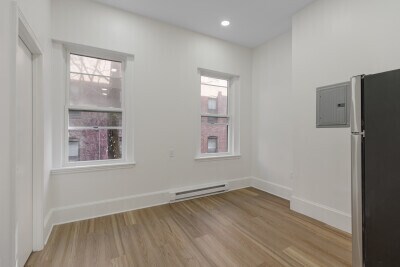 Building Photo - 94 Saint Botolph St