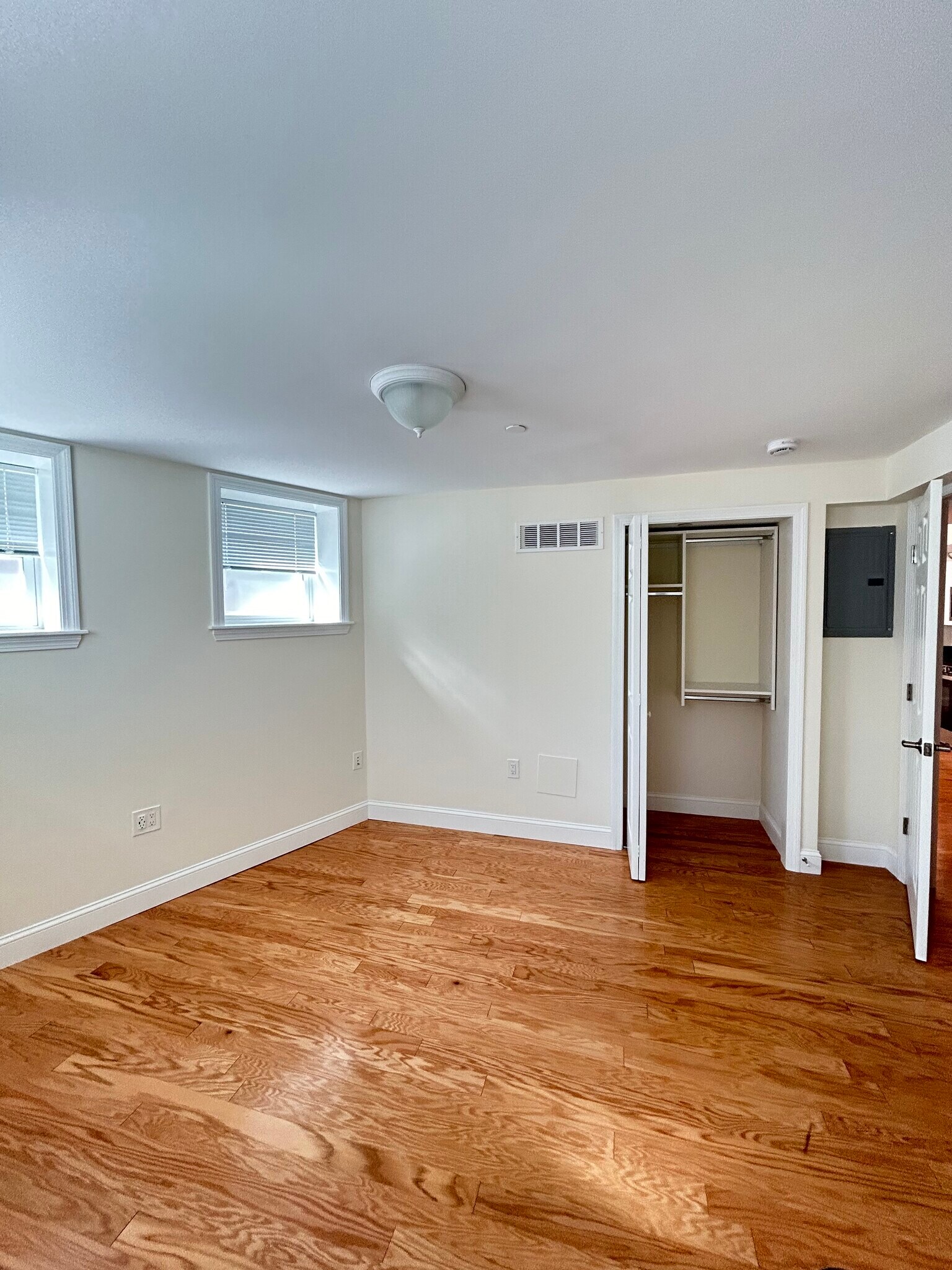 Building Photo - 1 Langdon Sq