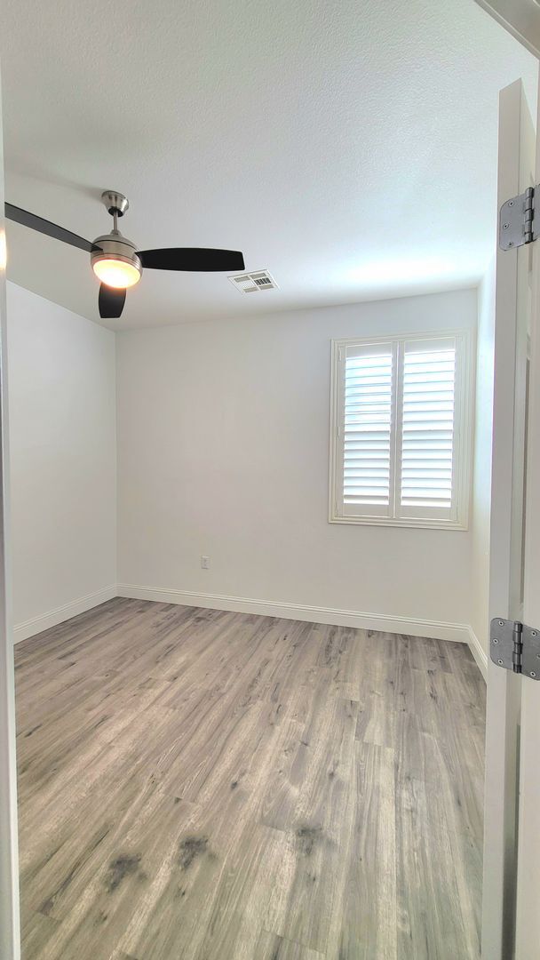 Building Photo - MAYFIELD RANCH ESTATES - N. Mayfield Ranch...