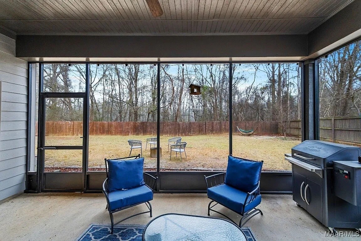 Building Photo - 10504 Duncannon Trl