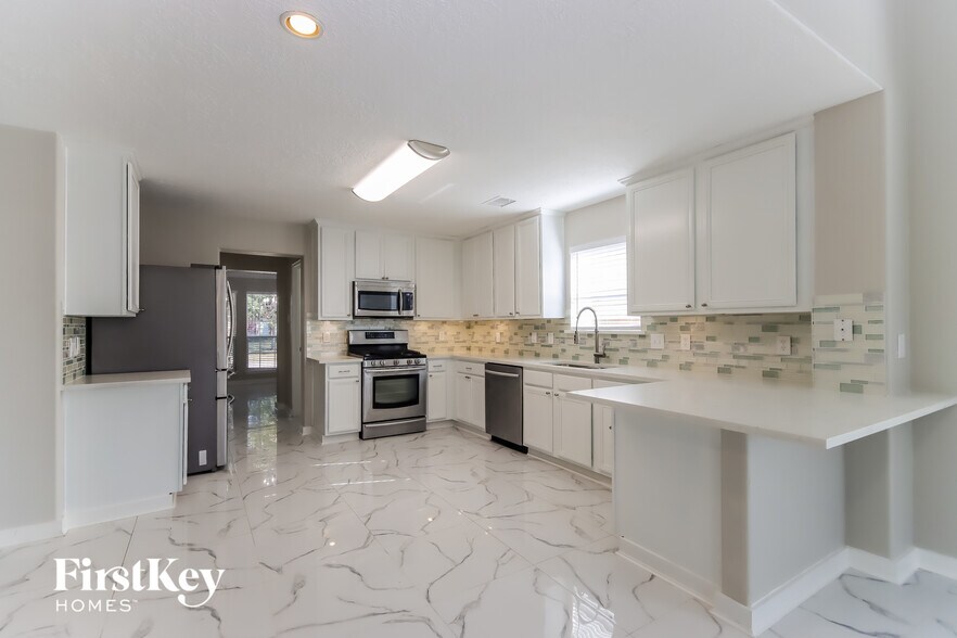 Building Photo - 20119 Mammoth Falls Dr